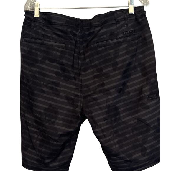 Ezekiel Hybrid Board Shorts Mens Size 34 Black Gray Floral Pockets - Picture 6 of 9